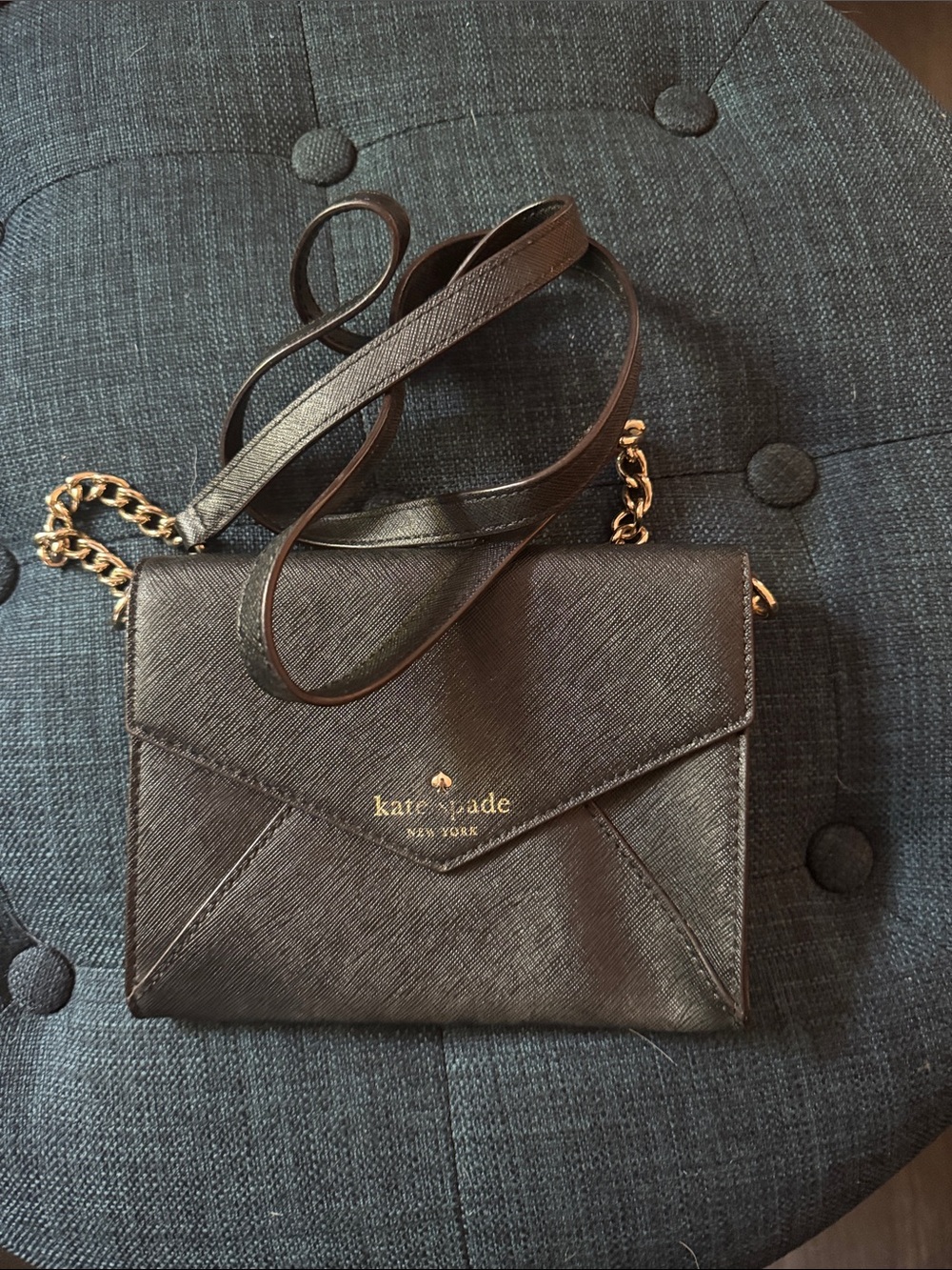 kate spade black leather crossbody envelope bag with gold chain